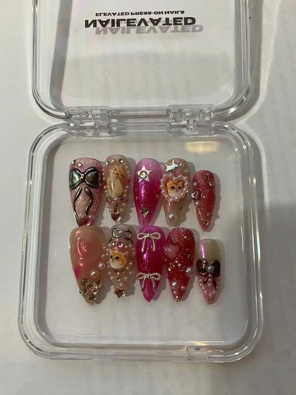 Unhas press on NOVAS!