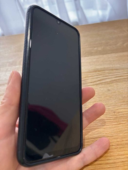 Смартфон Samsung M21