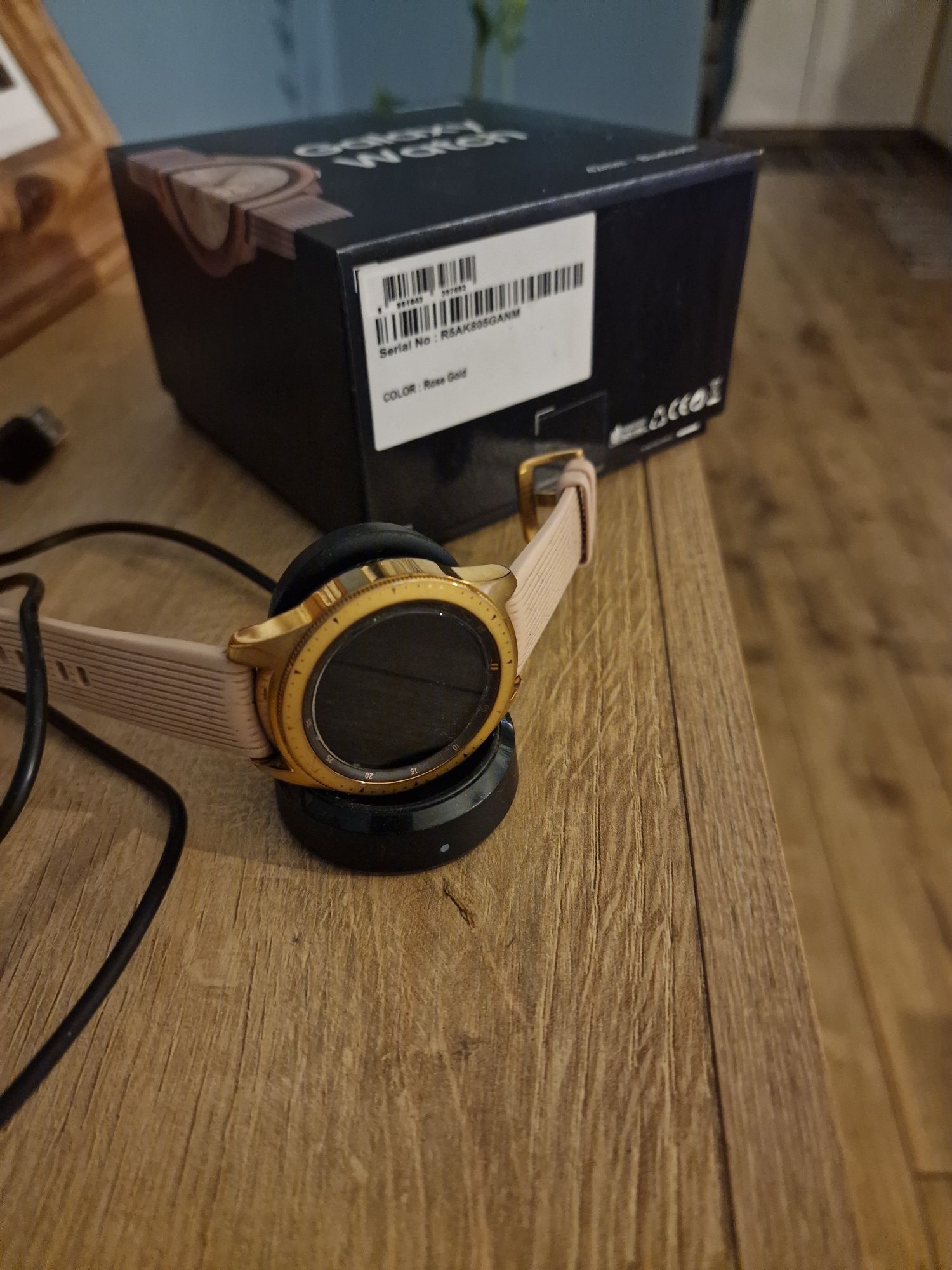 Samsung watch 42mm  rose gold