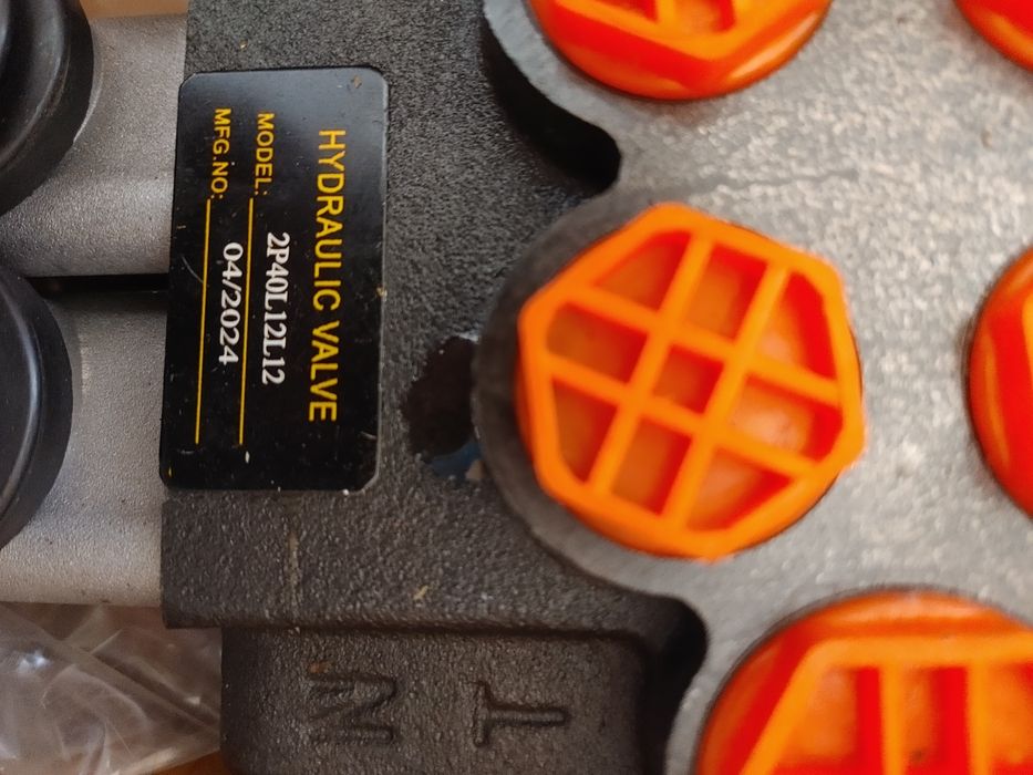 Продам болгарский розподільник на 2 контура з плаваючим режимом