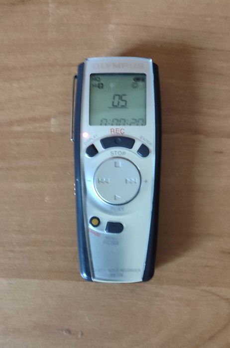 Цифровой диктофон OLYMPUS VN-120