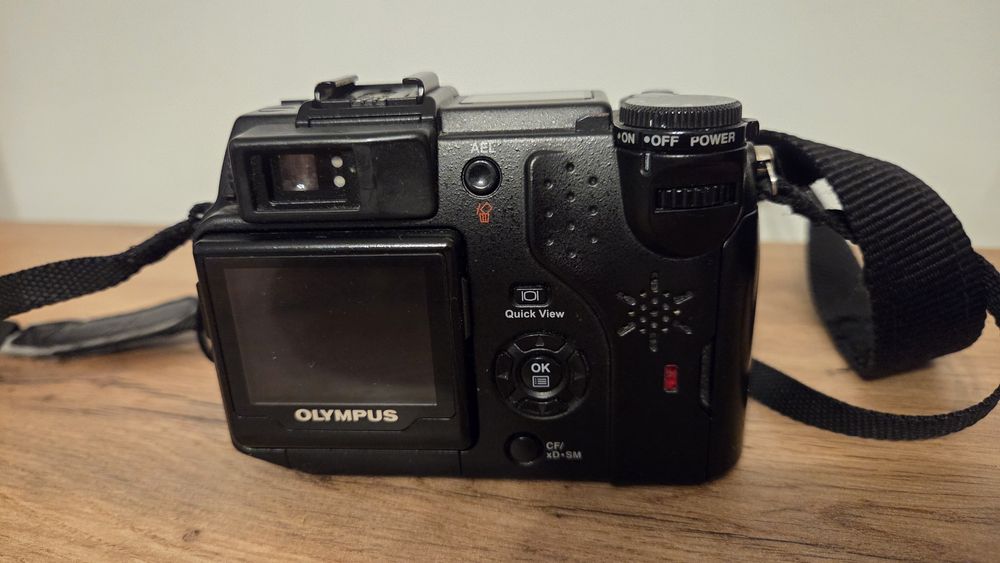 Aparat Olympus C5050