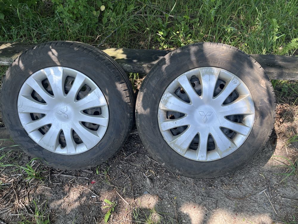 Шина преміорі з дисками 195/65R15 на Лансер 9