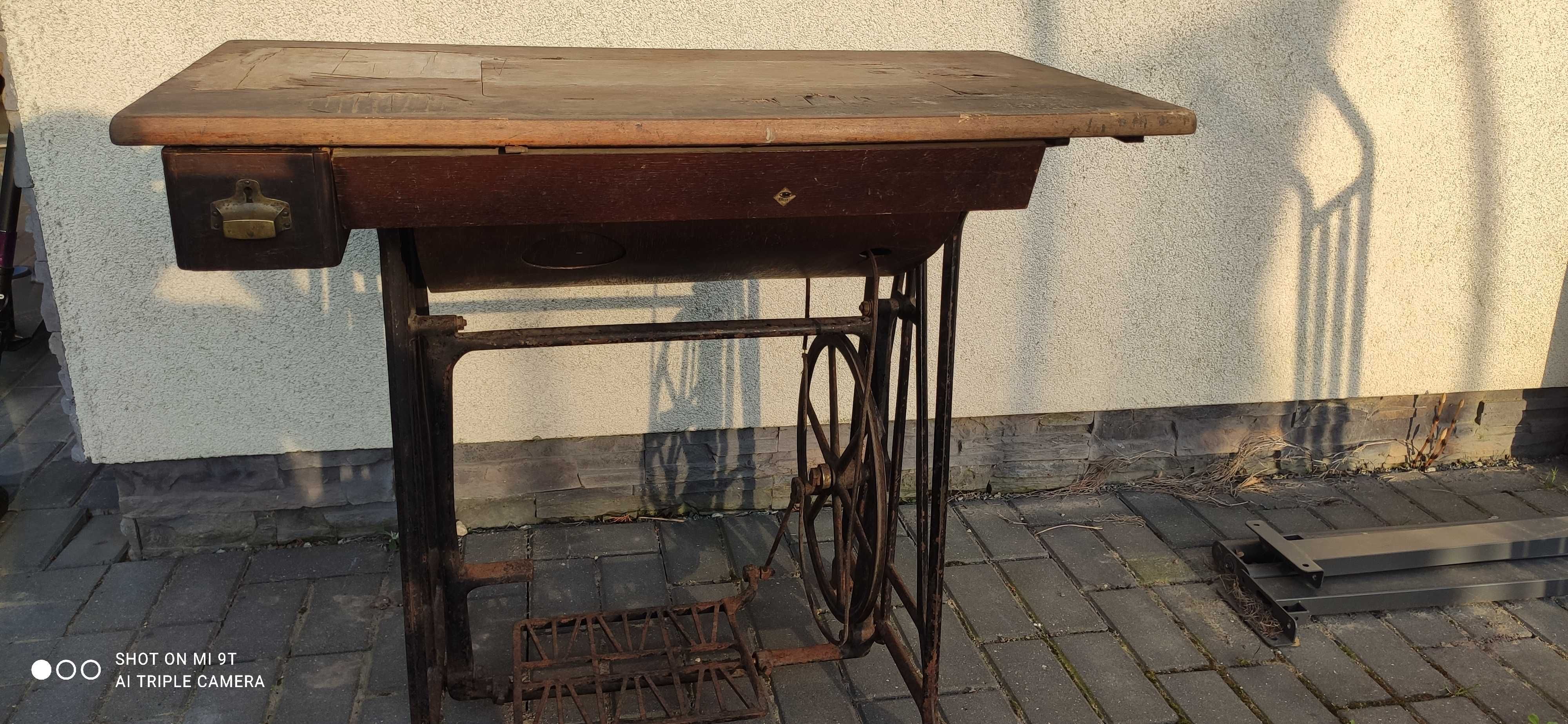Köhler maszyna do szycia 11-30 stolik zabytek antyk vintage