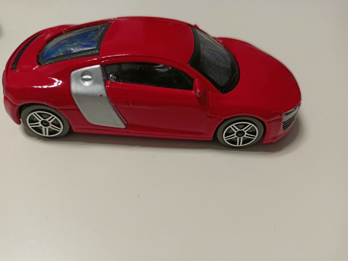 Auto Audi  R8 burrago