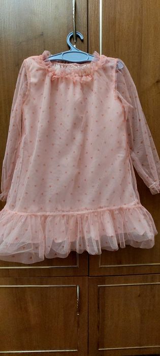 Платье с длинным рукавом