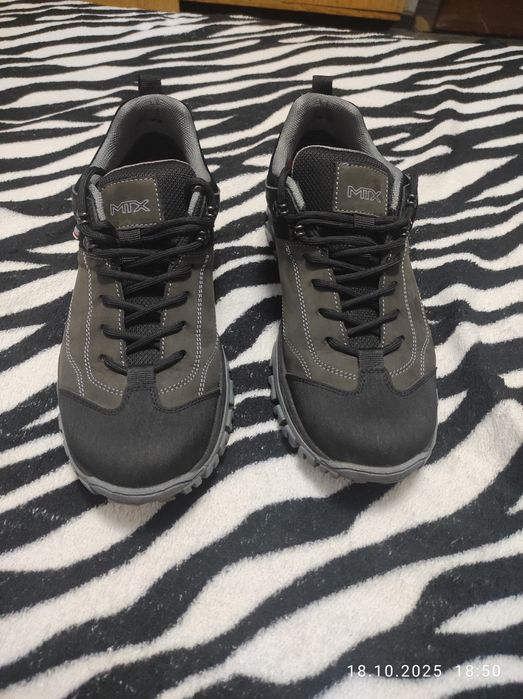 Стильные кожаные кроссовки + замша