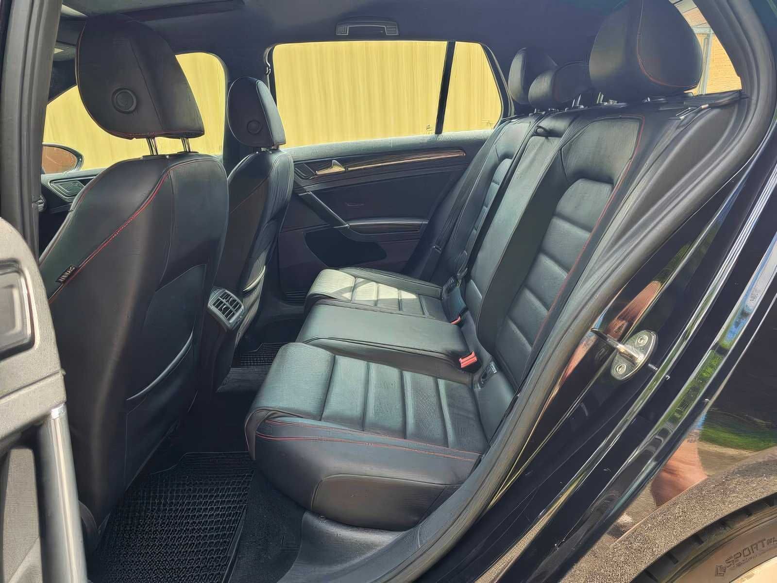 2017 Volkswagen Golf GTI SE