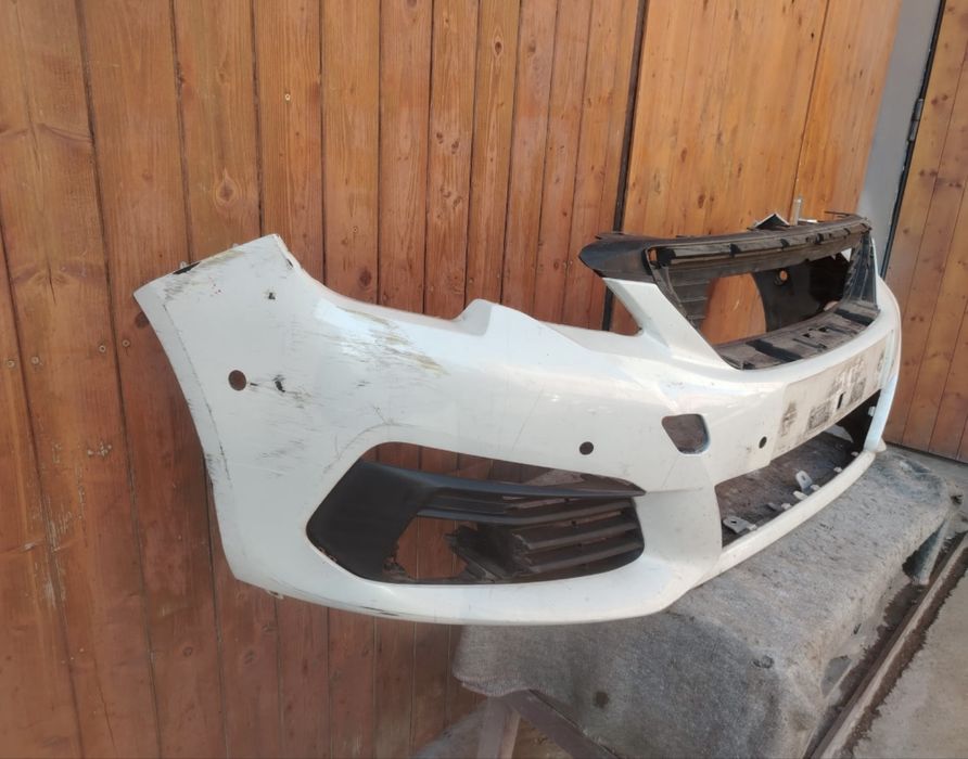 Бампер передній Peugeot 308 t9