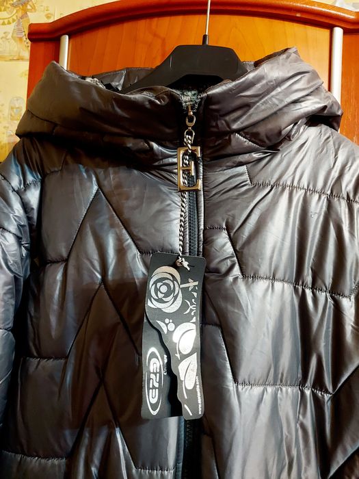 Батал!!Sassofono ,Eze зимняя лёгкая куртка итальянская балонья на меху