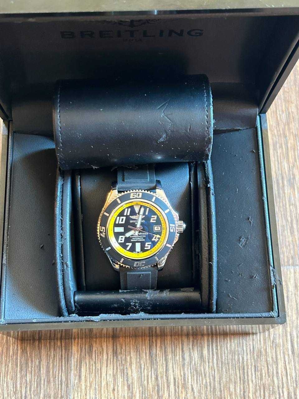 часы Breitling Superocean II Yellow Men's Watch - A17364 42mm