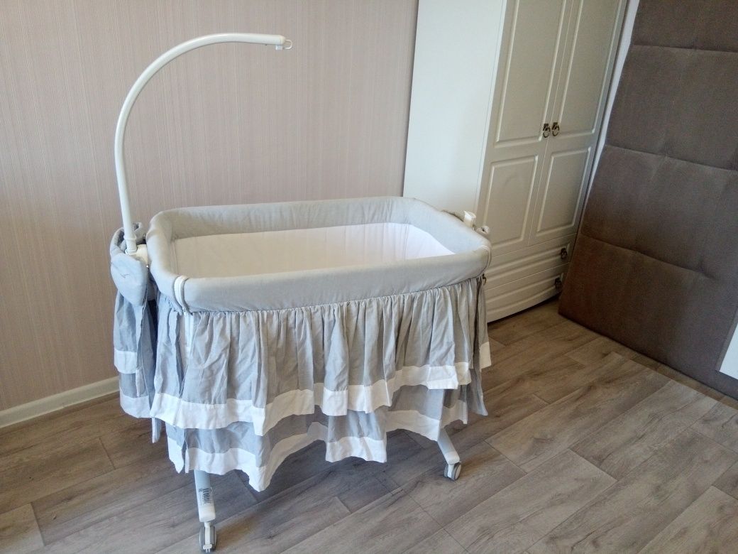 Приставне ліжечко люлька Італія cam cullami luxe.Приставная колыбель.