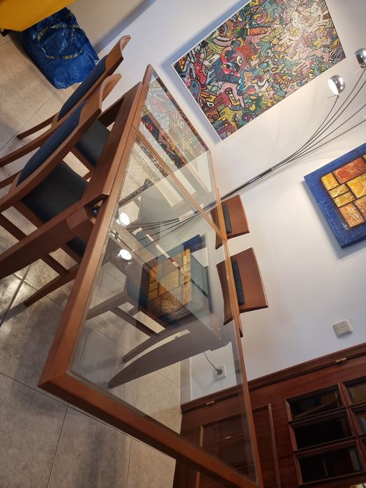 Mesa de Sala de Sala de Jantar com quatro cadeiras