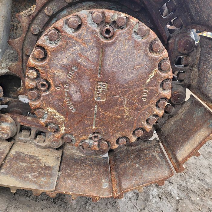 Zwolnica Komatsu PC240