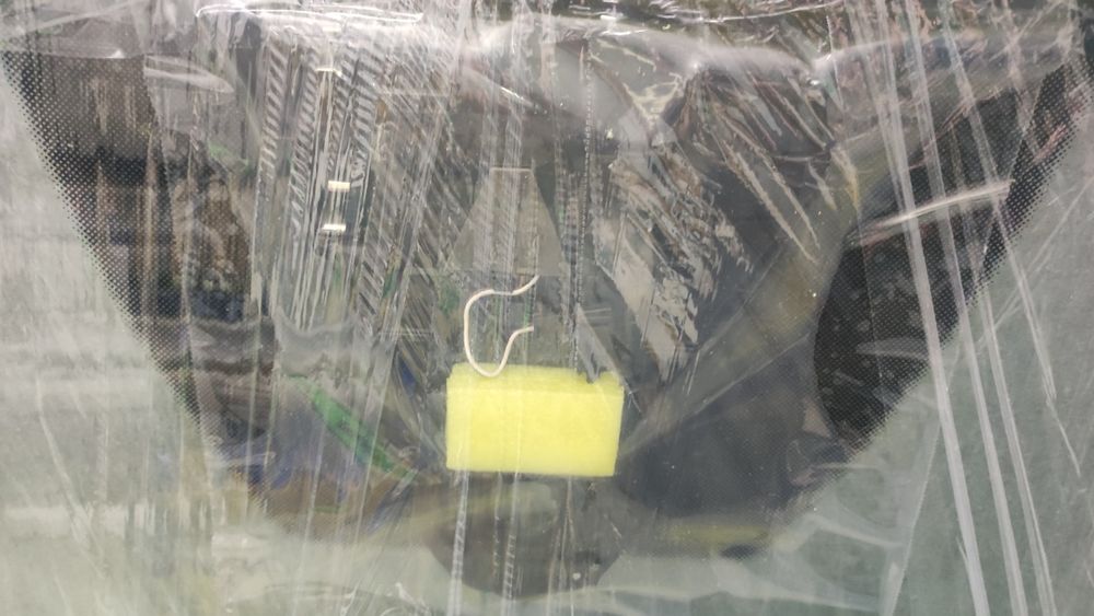 Шкода Еніак шиба передня,скло переднє.