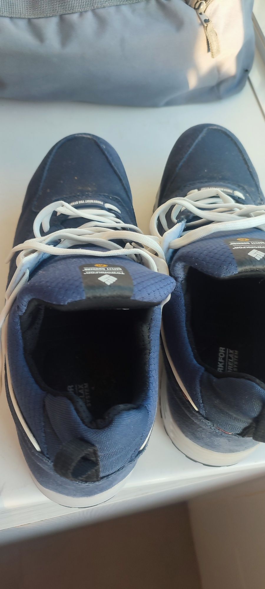 Sapatos com biqueira de Aço
