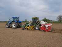 Agregat do uprawy Strip till. Uprawa pasowa.