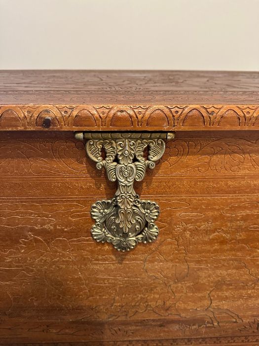 Arca baú em madeira antiga