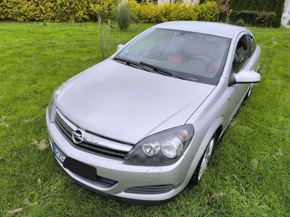 Opel Astra H GTC 1.6 105 km 2006r.
