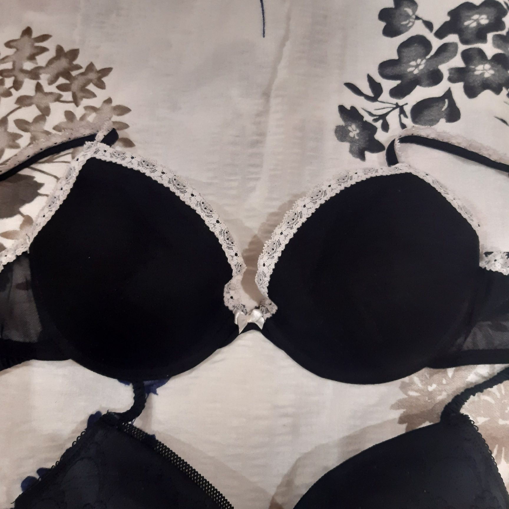 Продам бельё  женское фирмы H&M и другие