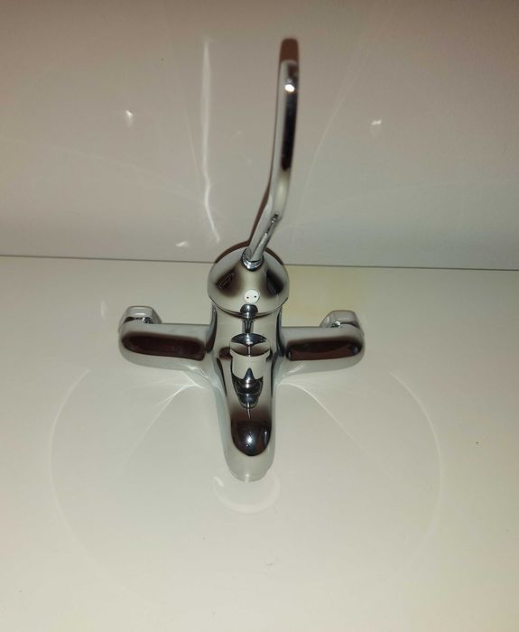 Torneiras misturadoras de banheira