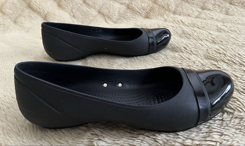 Baleriny Crocs W 9
