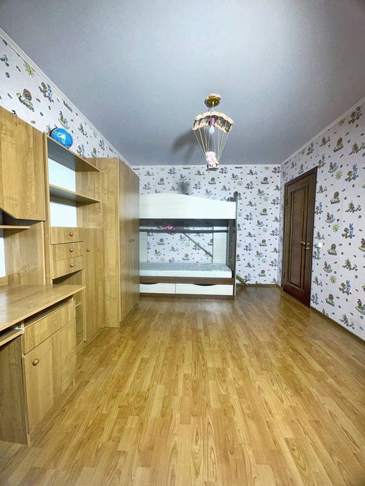 Продам квартиру 3к., 5 Заречный, БРОДВЕЙ УЛУЧШЕНКА.