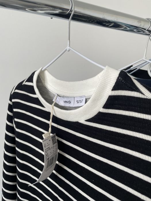 Базовий лонгслів кофта від mango