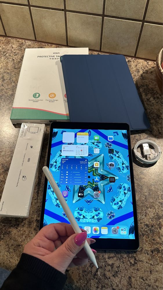 Tablet iPad Apple 10.5” iOS 18.4 + NOWY RYSIK - Touch ID - PROCREATE