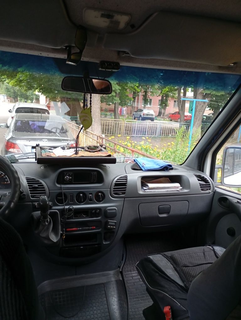 Mersebes Sprinter 2004г.в Грузопассажир 7+1