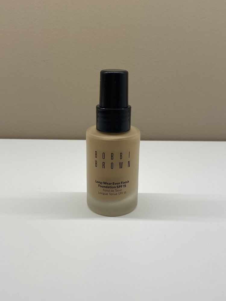 Podkład Bobbi Brown - Long Wear Even Finish Foundation SPF 15