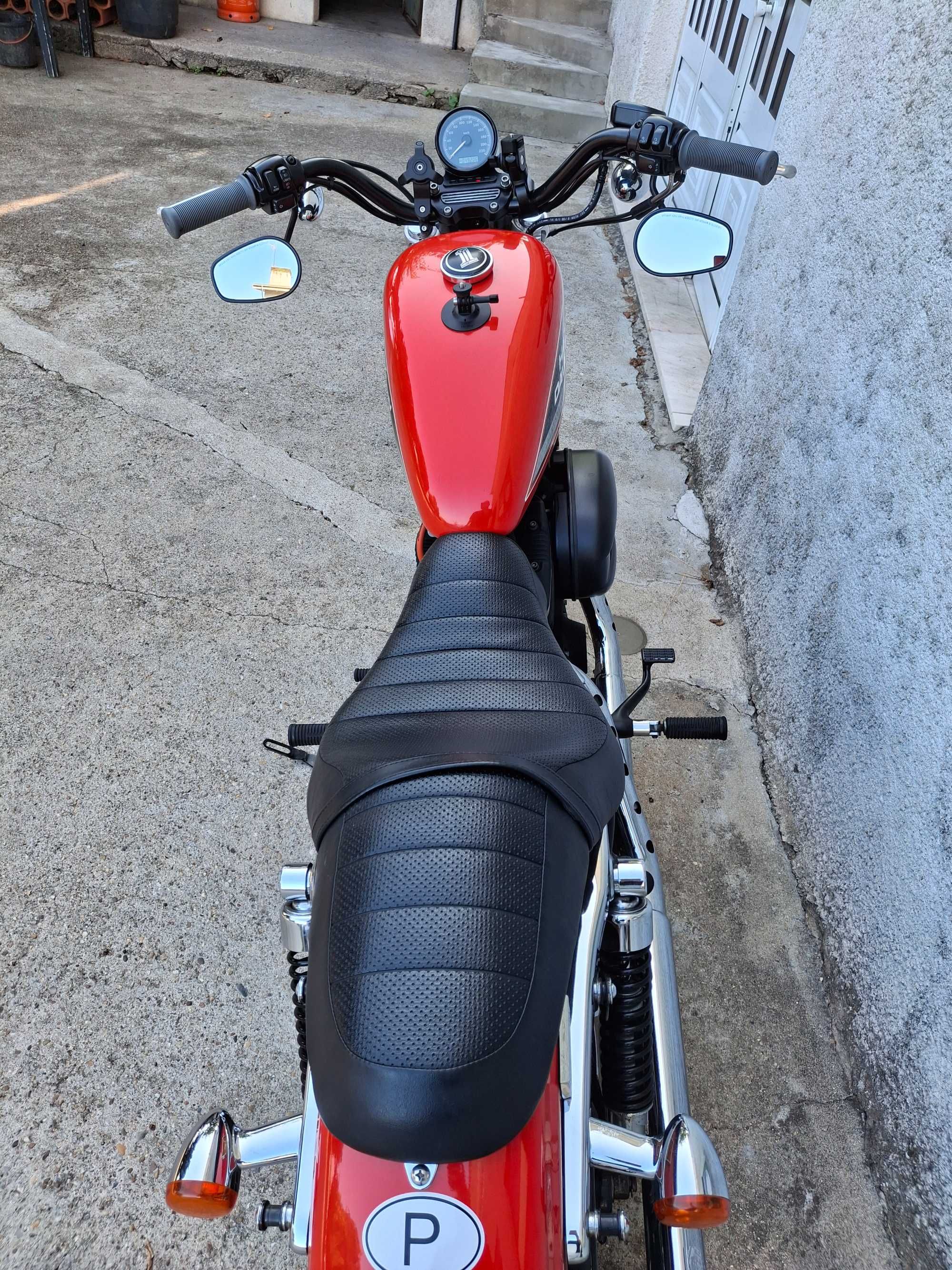 Harley Davidson 883R