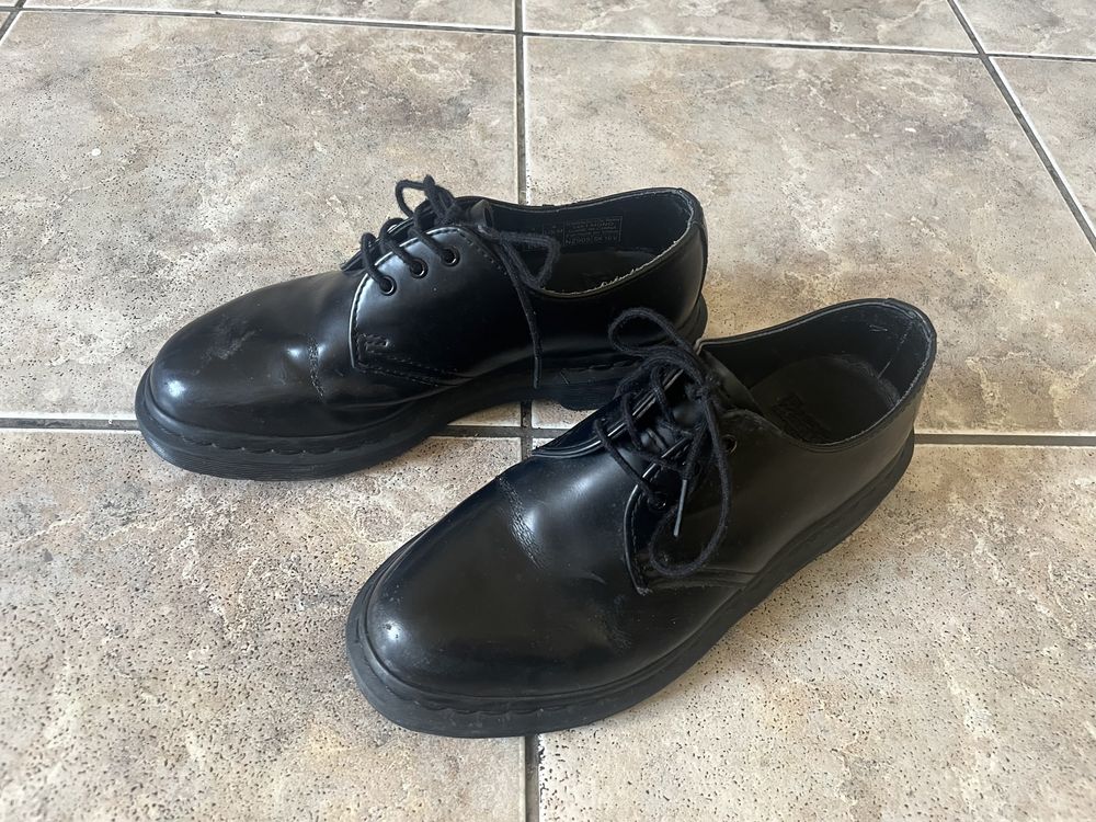 Oksfordki Dr. Martens 36