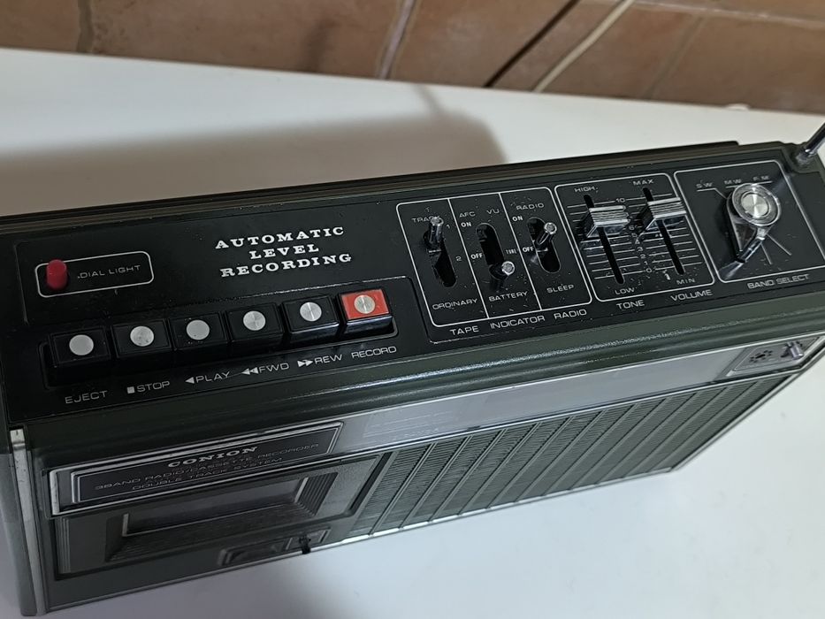 Conion CRC-39F Vintage Cassette – Rádio Anos 70 com Capa Original