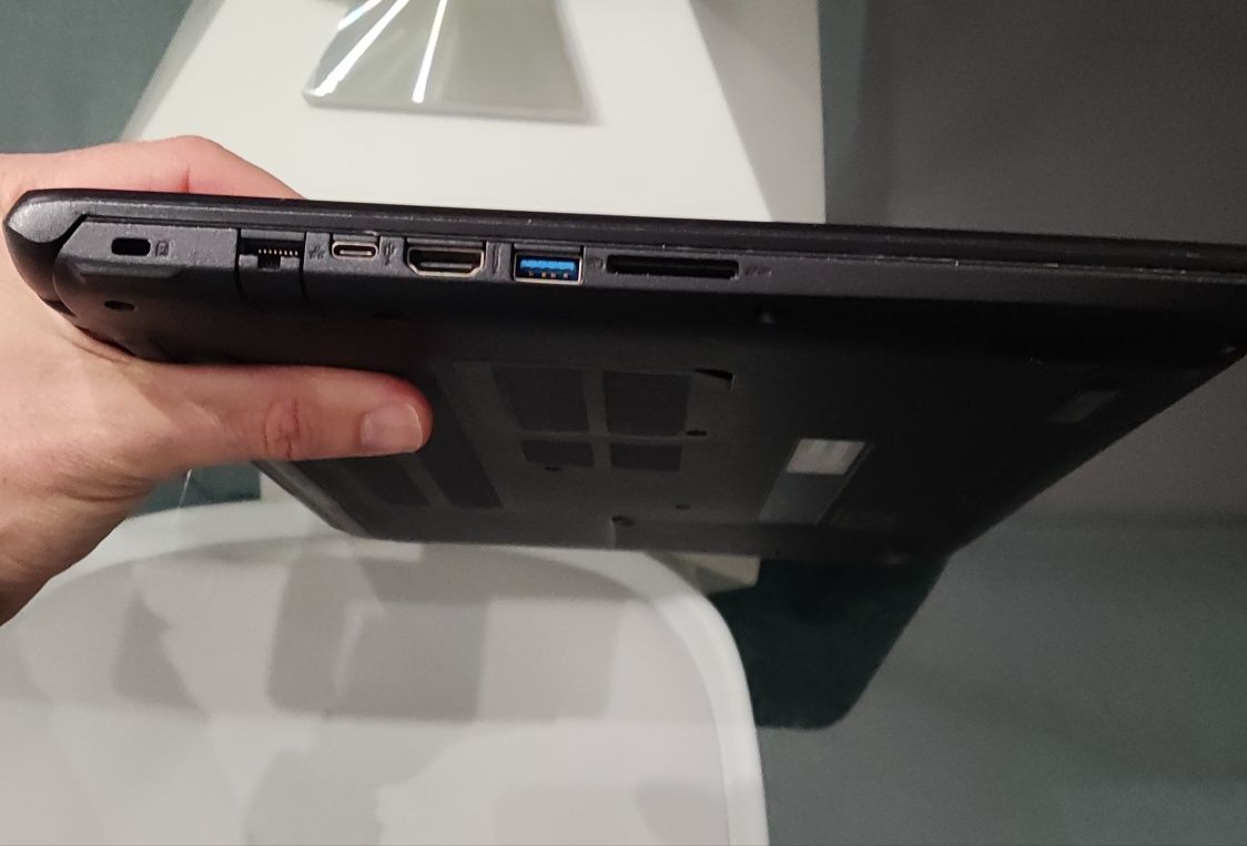 Portátil Acer i5