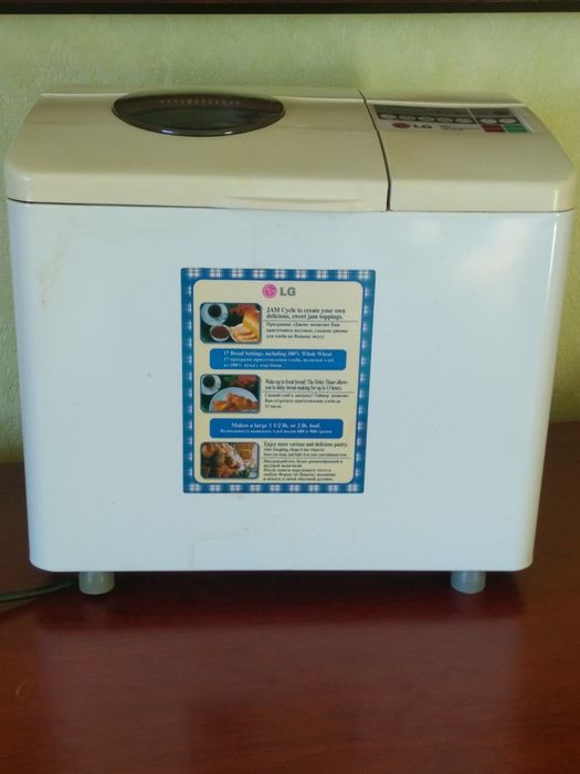 Хлебопечь LG HB-151 JE