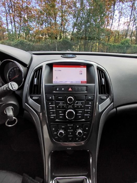 Astra Exclusive 2014 1.6 CDTI