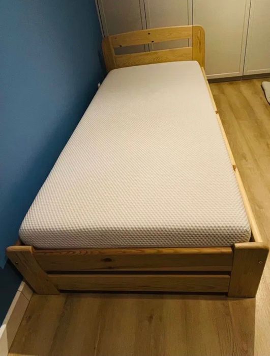 Łóżko drewniane dziecięce LIDIA 90x200 z materacem ABYGDA