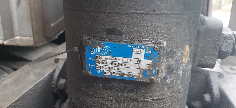 Продамо полуприцепи 45кубів Bador