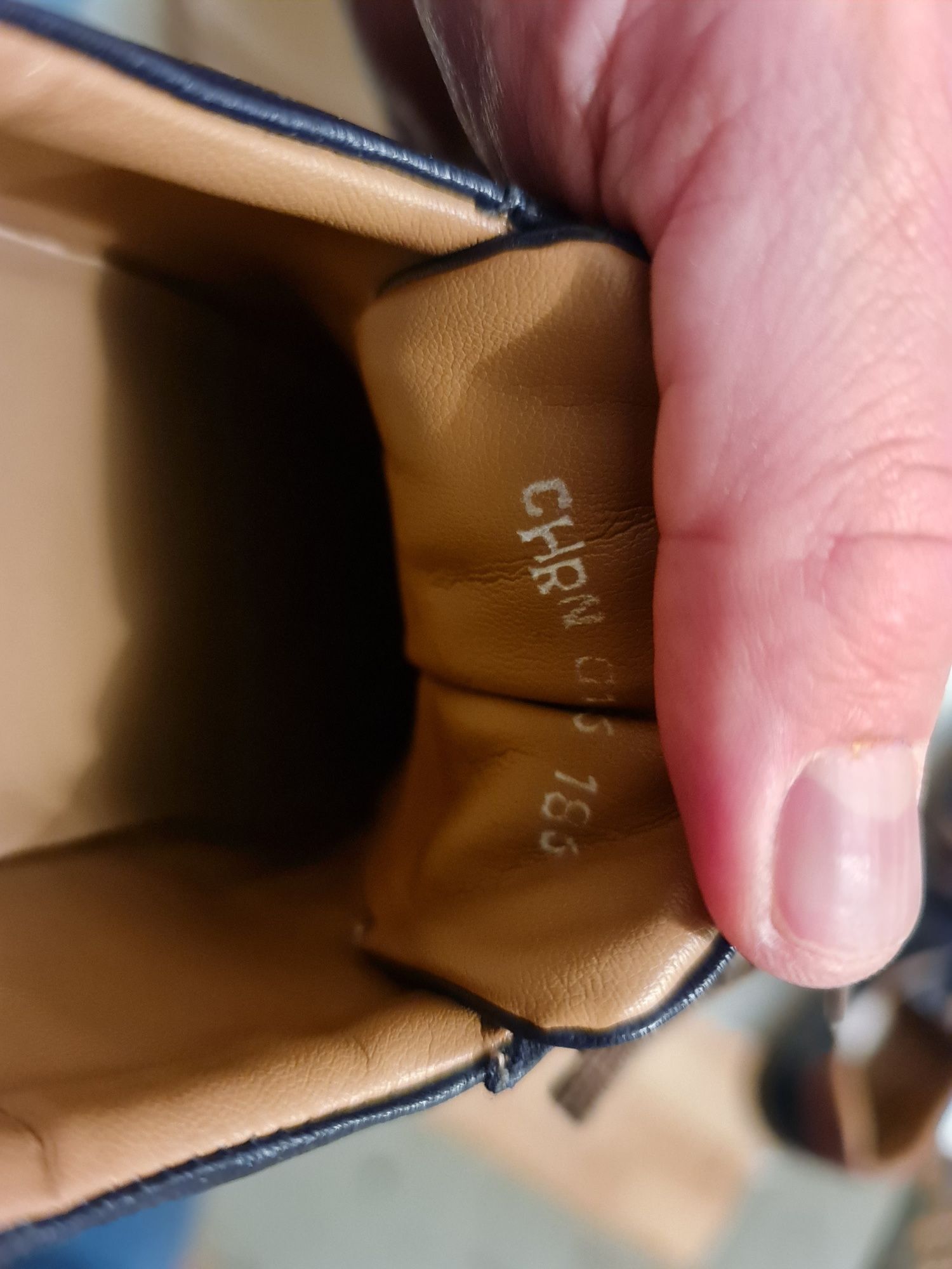 Buty Lasocki stan bardzo dobry skóra naturalna.