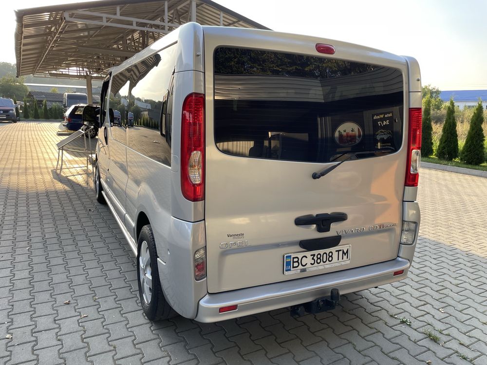 Opel vivaro 2013