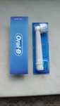 Końcówki do szczoteczek elektrycznych oral b dwie  sztuki Oral-B
