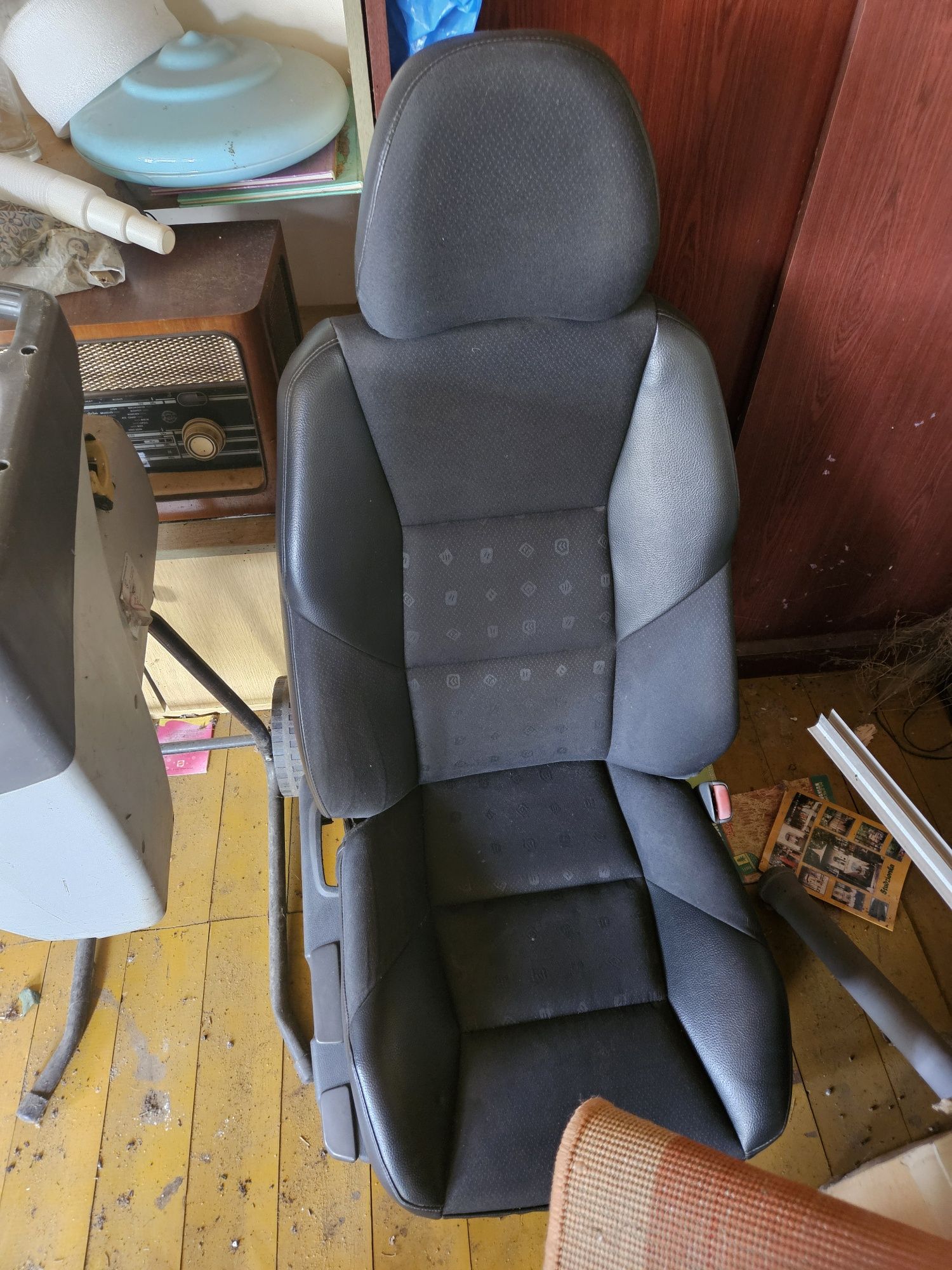 Komplet foteli nieuszkodzony do volvo v70 s60 xc70
