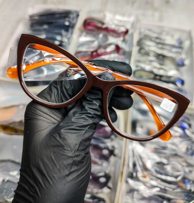 Очки На Виготовлення Під Замовлення від +|- 0 до 20 Багато вибору