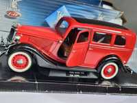 Ford Sedan 1934 Firefighters