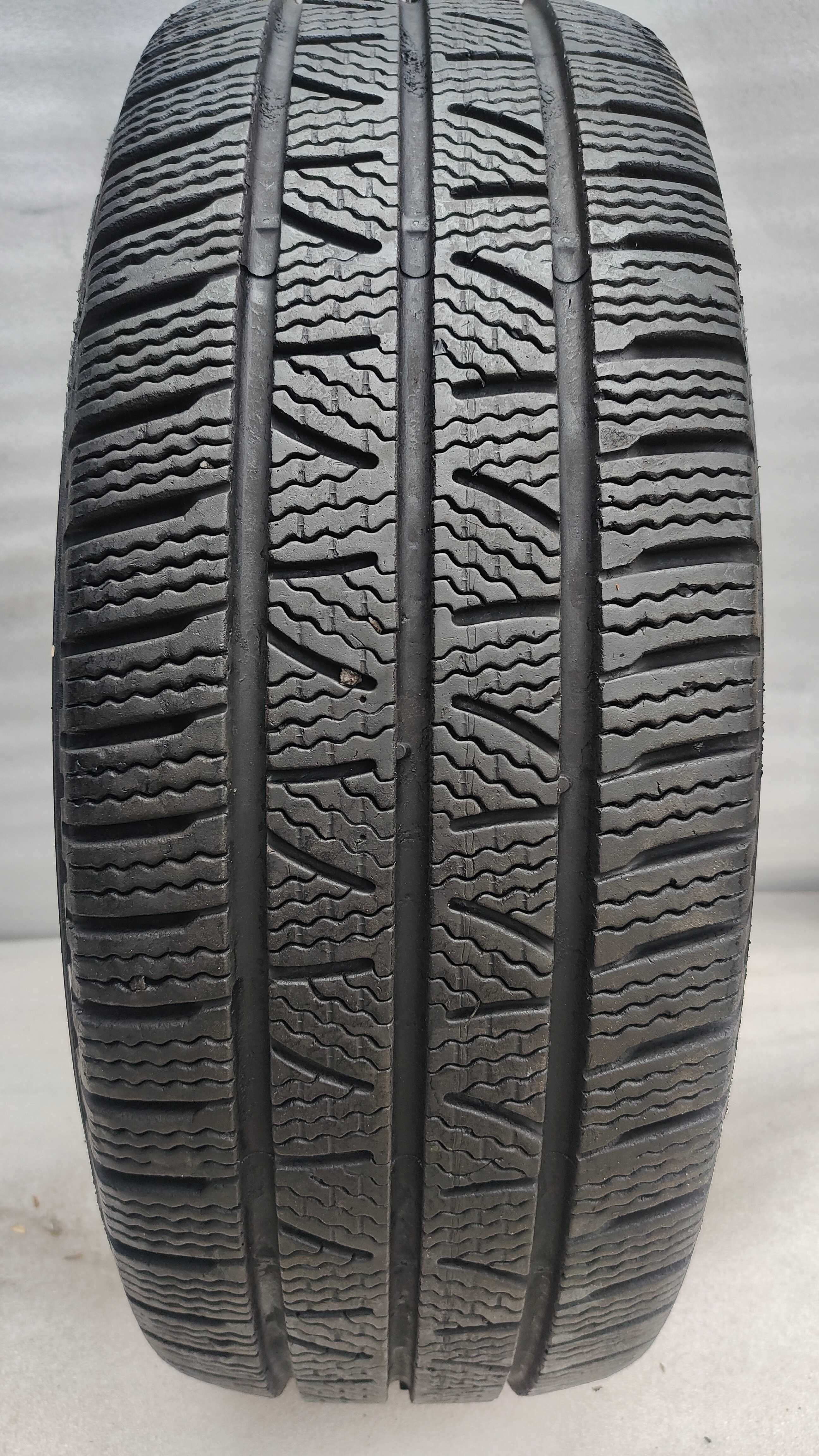 Opona Zimowa 235/65/16C Pirelli Carrier 8,5mm 2022r