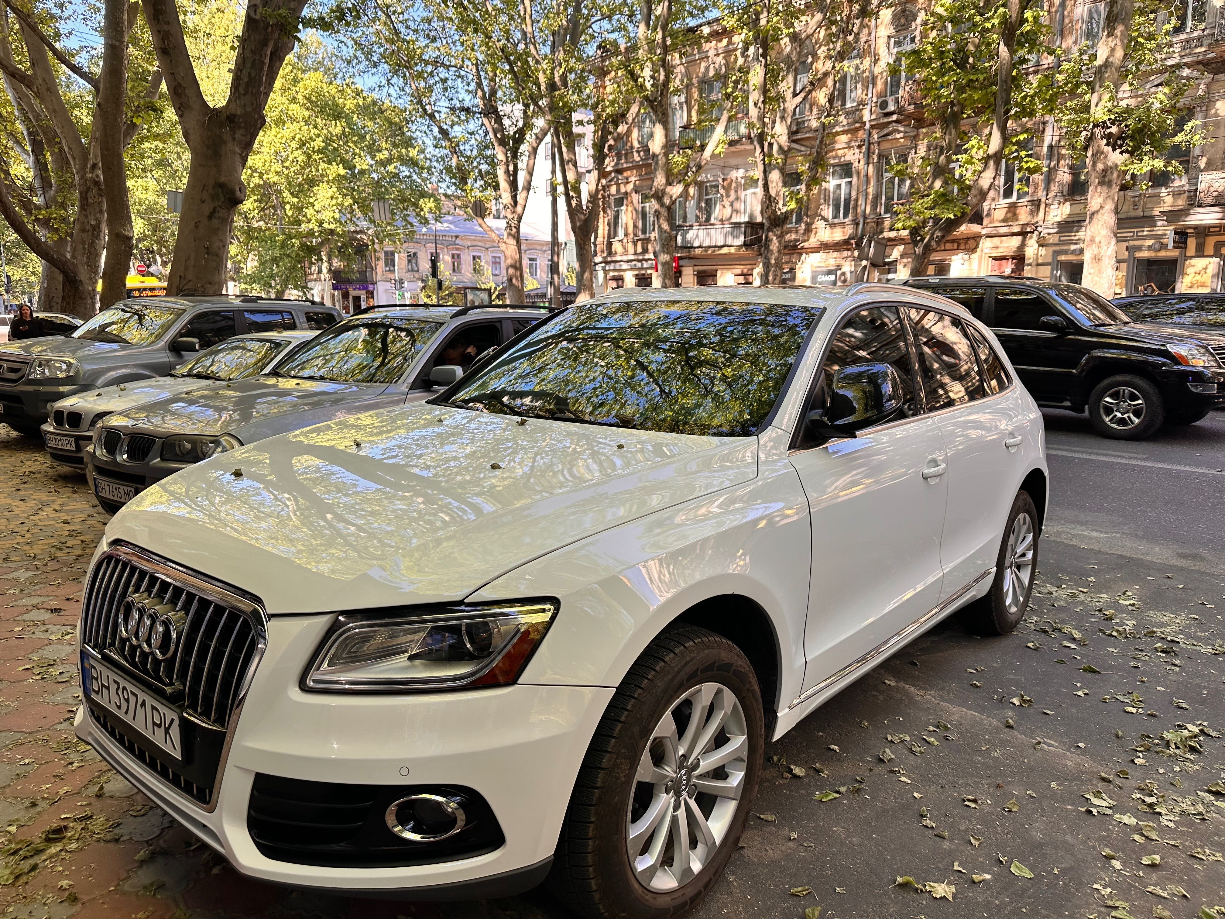 Продам Audi Q5 2012 Комплектація Premium