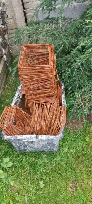 Strzemiona budowlane jarzemka