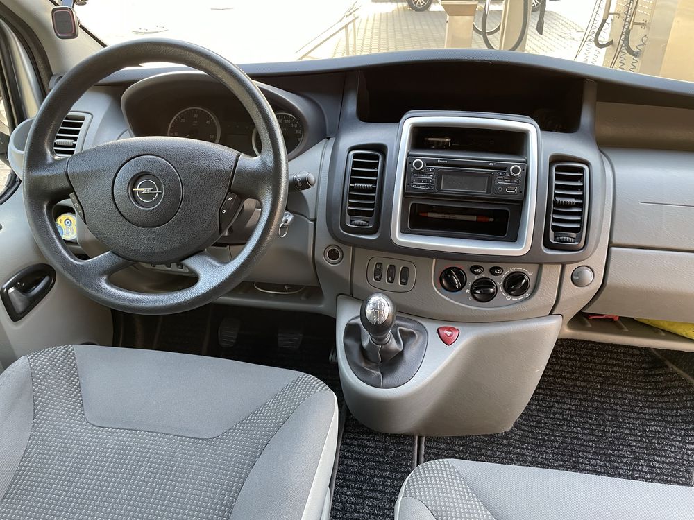 Opel vivaro 2013