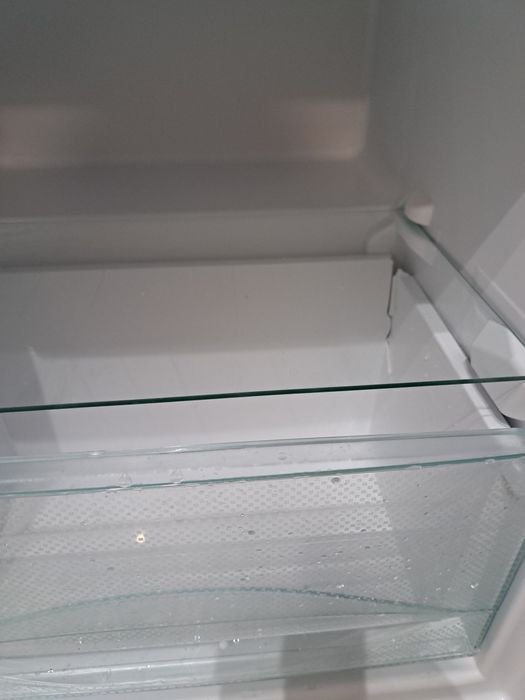 Lodówka Liebherr CUEF 3311 wymiary 180x55x63